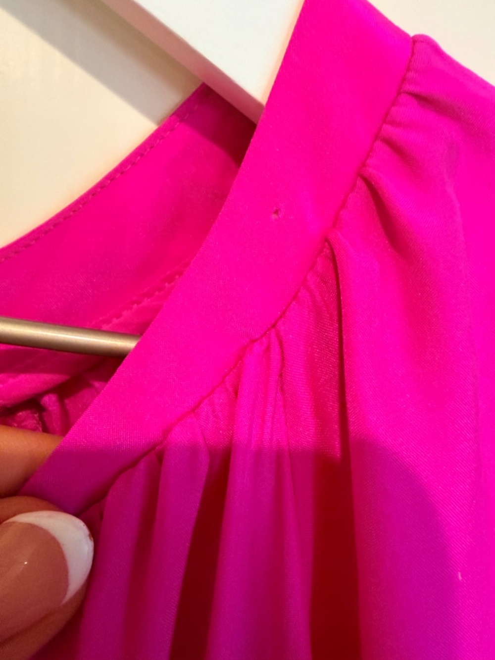 100% Silk Lilly Pulitzer Magenta Bryce Top with Open Slit Sleeve With Tie XL - Picture 10 of 10